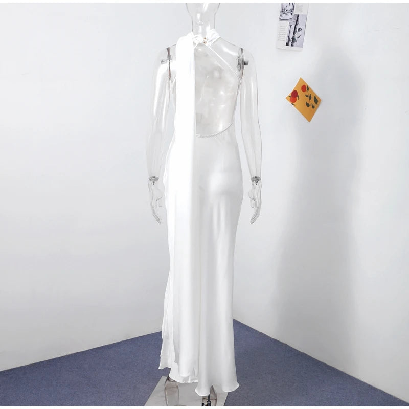 Vestido Longo Slim com Decote Assimétrico – Estilo Streetwear com Toque Sofisticado