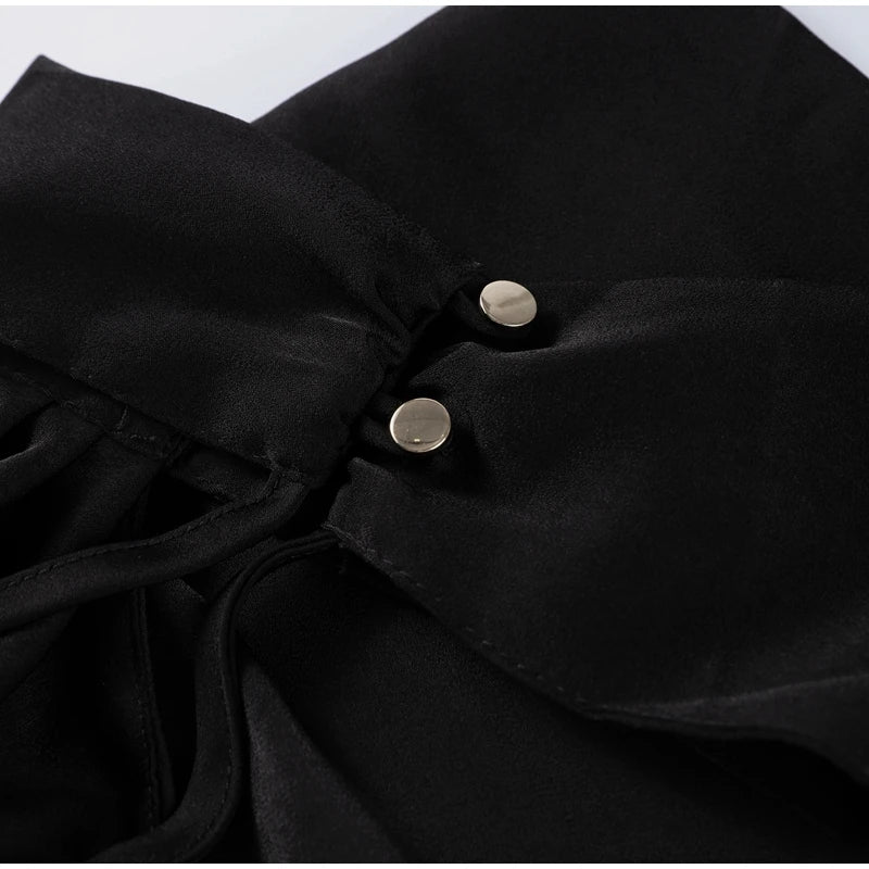Vestido Longo Slim com Decote Assimétrico – Estilo Streetwear com Toque Sofisticado