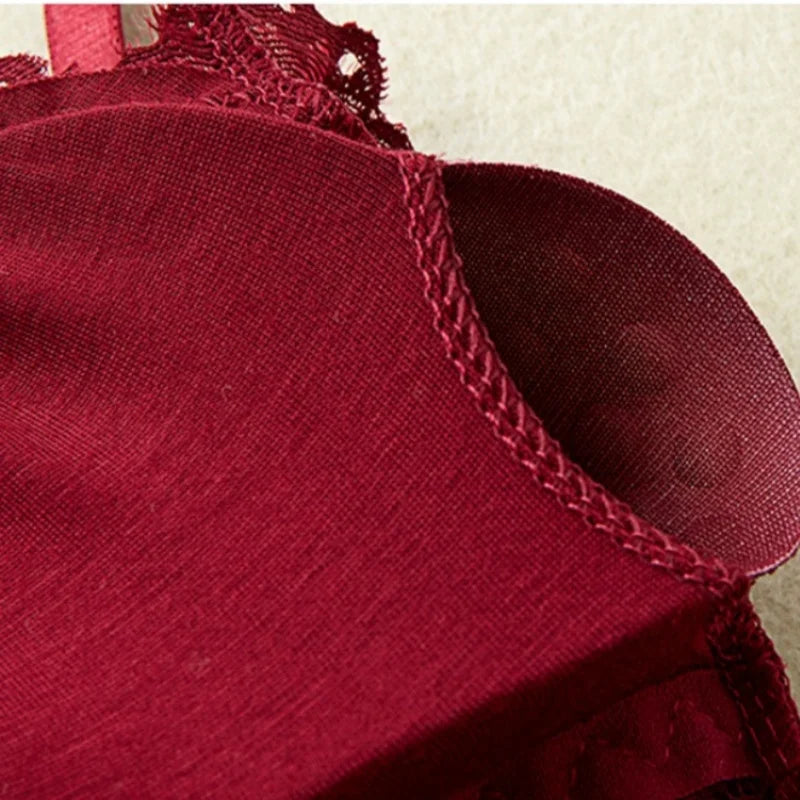 Top Bralette de Renda Floral – Sexy, Confortável e com Bojo Removível